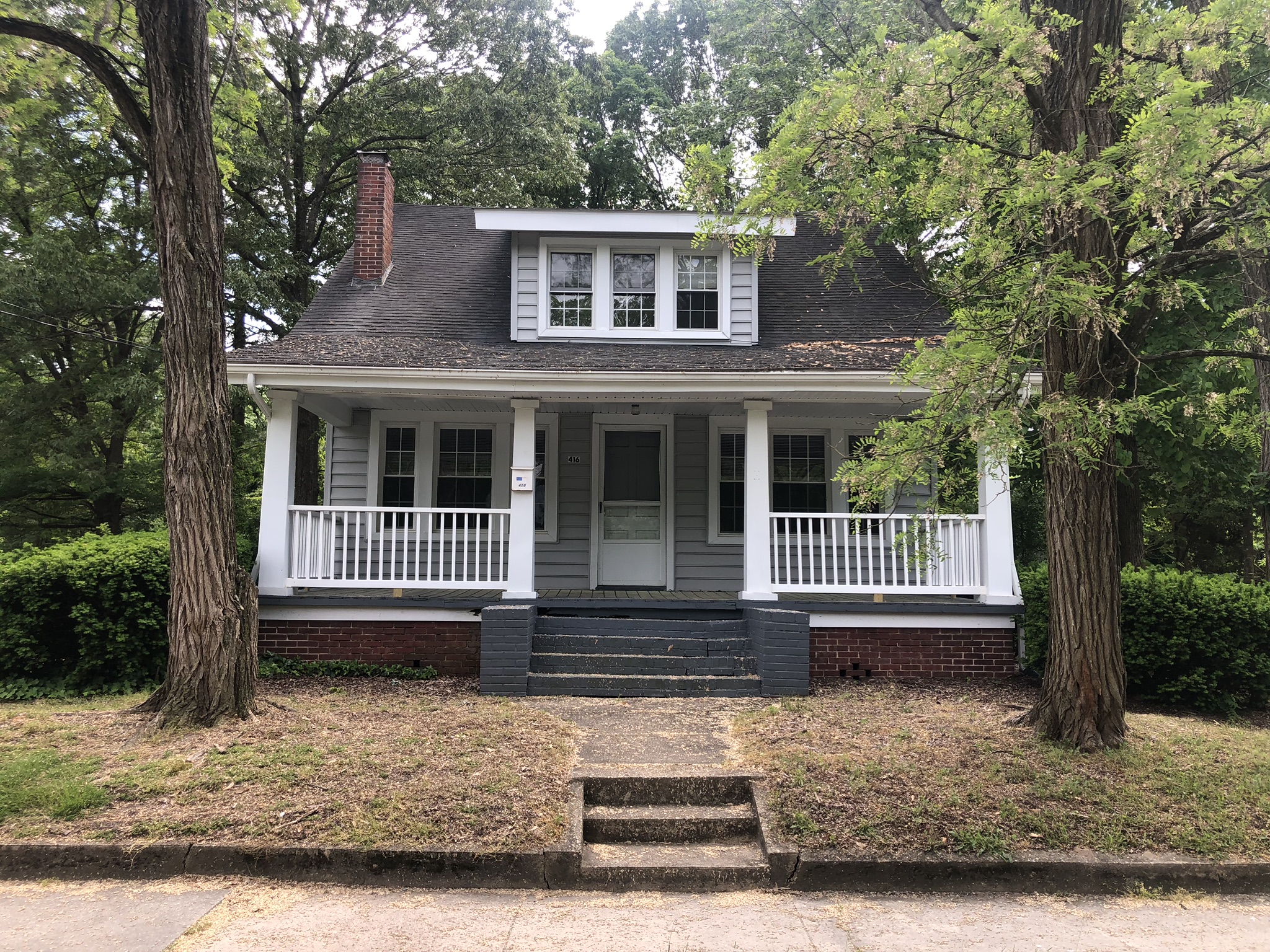 416 West College